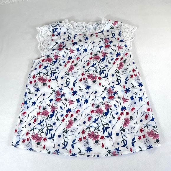 SHEIN Tops - SHEIN Floral Print Lace Trim Blouse Women's Size S White Pink‎ Blue Short Sleeve